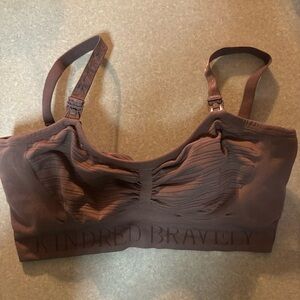 Kindred Bravely Breastfeeding Nursing Postpartum Maternity Pregnancy Bra SP